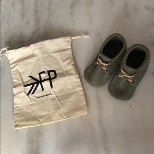 Freshly Picked greenish brown soft sole oxfords